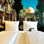 Designhotel *